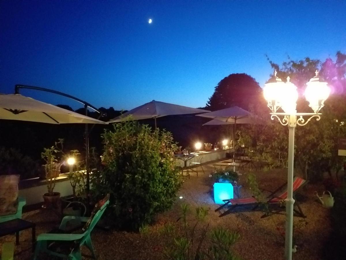 Montismaurelli Bed and Breakfast Montmoreau Εξωτερικό φωτογραφία