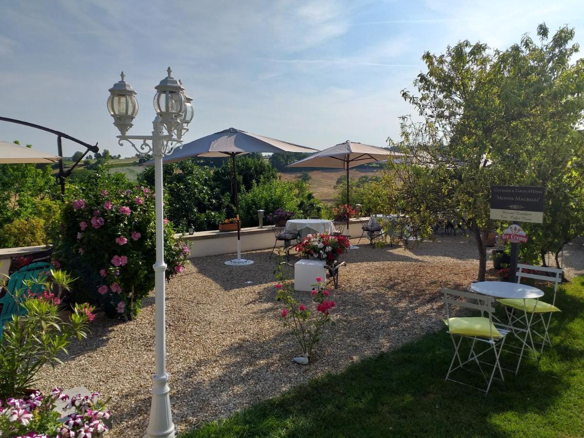 Montismaurelli Bed and Breakfast Montmoreau Εξωτερικό φωτογραφία